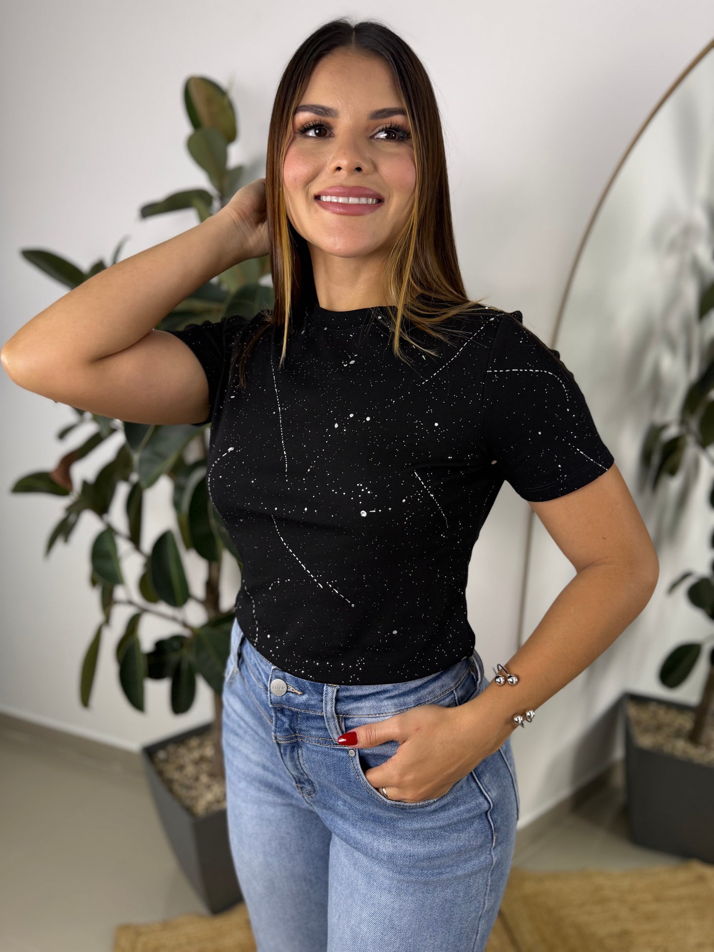 Blusa negra brillo